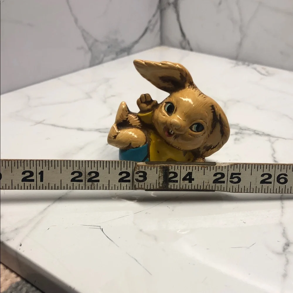 Vintage small bunny
